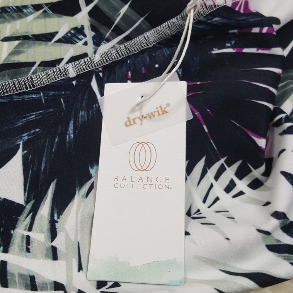 Balance Collection Palm Print Dry-Wik Leggings - Picture 9 of 10